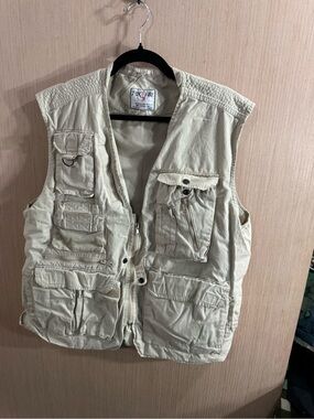 Foxfire Cream Fishing Multi-Pocket Utility Vest Size XL